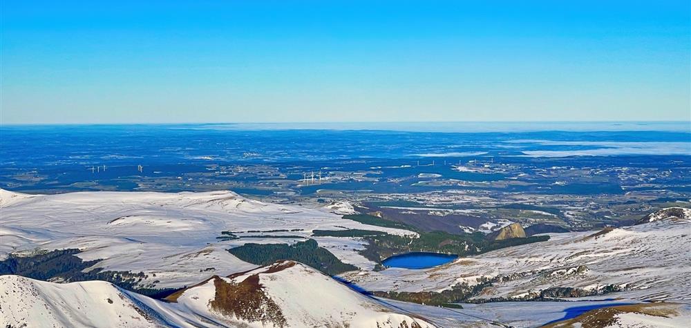 Auvergne Montgolfière : Lac de Guéry et Massif Adventif sous un Nouveau Jour