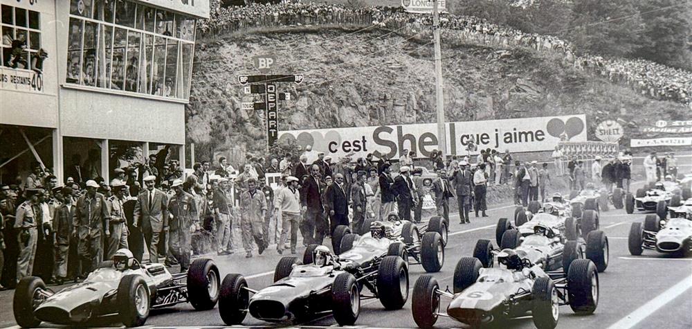 Circuit de Charade - Auvergne : Sports Mécaniques et Découverte